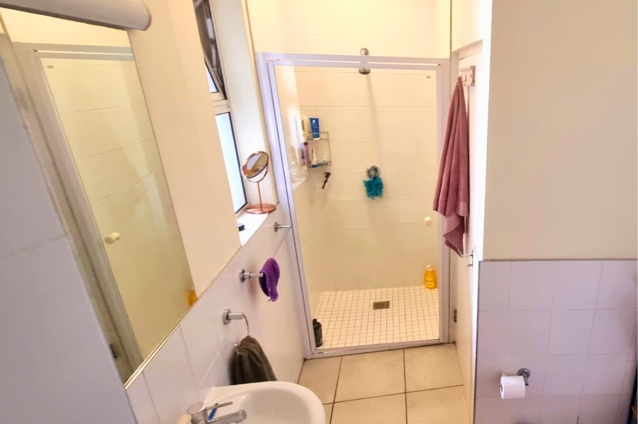 1 Bedroom Property for Sale in Gardens Western Cape
